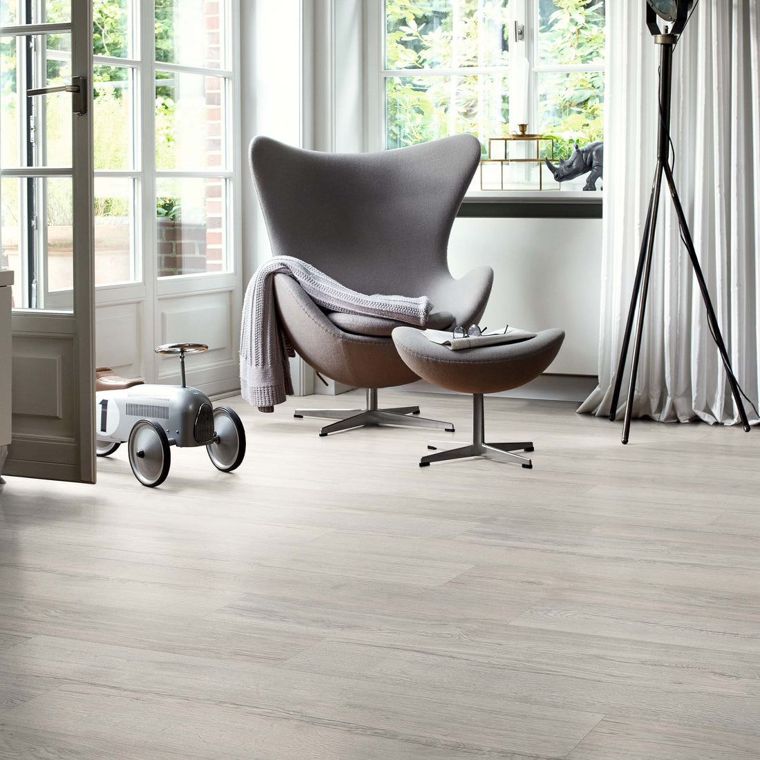 Misted Oak - Water resistant 8mm
