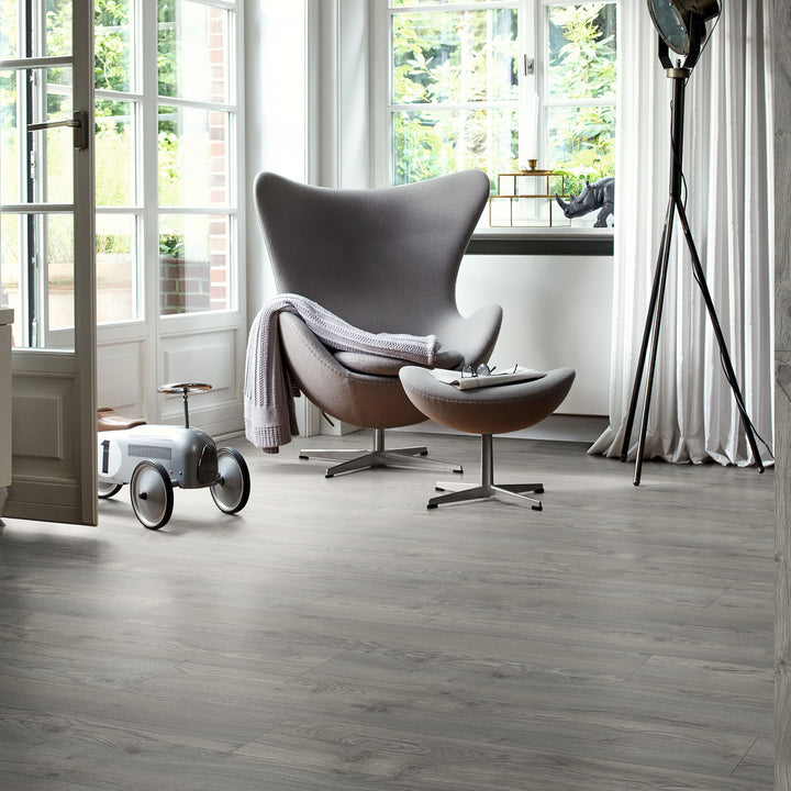 Ashen Oak 7mm Water resistant laminate 